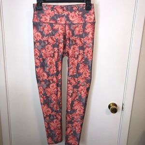 Fabletics flowered printed leggings.